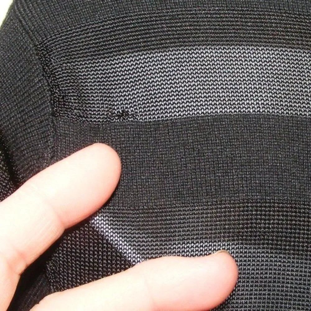 new CARMEN MARC VALVO Top, L, Knit, Sheer stripes. Black, Short sleeves - Picture 7 of 12